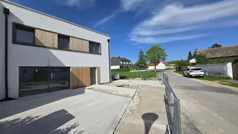 Expose Tolle Doppelhaushälfte in Stetten - Erstbezug mit 105m², Garten &amp; 2 Stellplätzen