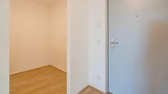 Expose Dachgeschosswohnung in super Lage - PROVISION BEZAHLT DER ABGEBER