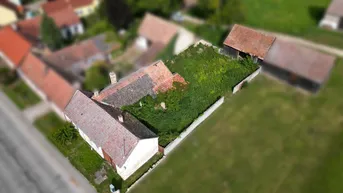 Expose Grundstück mit Abrisshaus! Ortsrand!