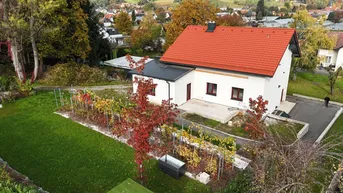 Expose Deutschlandsberg! Mehrparteienhaus inkl. 3 Wohneinheiten im Rohbauzustand mit Blick auf die Burg Deutschlandsberg