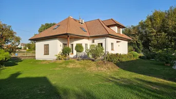 Expose Gepflegtes Einfamilienhaus in ruhiger Lage / Seenähe