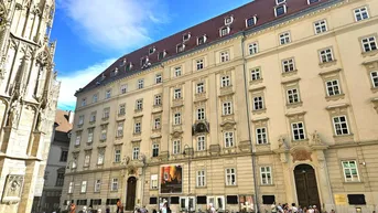 Expose Dachgeschossbüro mit Terrasse beim Stephansdom!