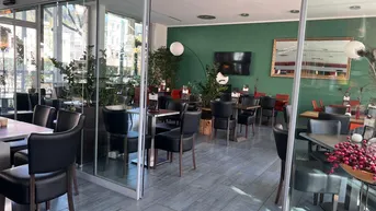 Expose Restaurant, Cafe 