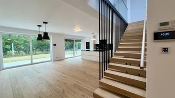 Expose Ihr Eigenheim in Blumau-Neurißhof: Erstbezug mit Garten, Terrasse, Garage &amp; mehr - jetzt zugreifen für nur 579.000,00 €!