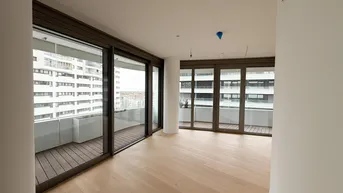 Expose Luxuriöse 2-Zimmer-Wohnung mit Weitblick mit 23 m² Balkon &amp; Top-Infrastruktur - DANUBEFLATS, 6. OG | Top augestattetes Gym, ganzjährig beheizter Pool &amp; Spa inkludiert