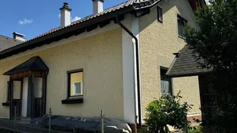 Expose Einfamilienhaus in Seenähe – Gmunden-Au mit Entwicklungspotenzial