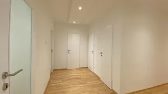 Expose Grünruhelage in Ober St. Veit: Erstbezug nach Sanierung - 2 Zimmer, große Loggia und Tiefgaragenplatz - provisionsfrei vom Eigentümer