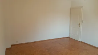 Expose Rauchfangkehrergasse 1150 Wien, WG Zimmer mieten; 1 oder 2 WG-Zimmer zu vermieten in 2er WG 15m²/20m², Balkon