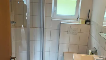 Expose Schönes Zimmer in 2er WG 