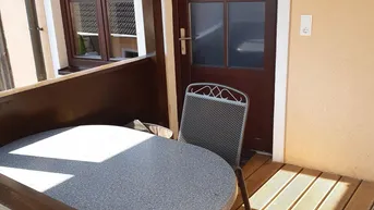 Expose Günstige 1 Zimmer Wohnung 350€ gesamt Miete