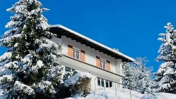 Expose Einfamilienhaus mit Panoramablick in Schwarzach