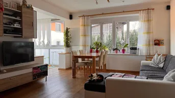 Expose Großzügige 3-Zimmer-Wohnung mit Balkon/Loggia, Einzelgarage und Top-Lage in Gmunden