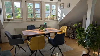 Expose Dachstuhlloft im Herzen von Neunkirchen