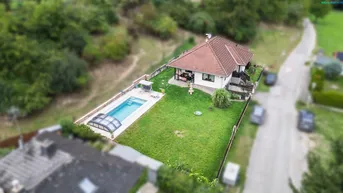 Expose Traumhaus mit Pool und großem Garten in ruhiger Lage – perfekt für Familien!