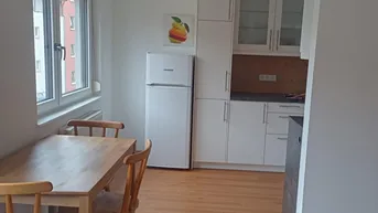 Expose Verkehrsgünstig gelegene, clever aufgeteilte 2 - Zimmer Wohnung in 1170 Wien, nahe Elterleinplatz – 720 € inkl. BK