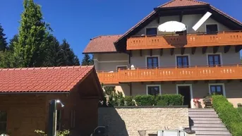 Expose Sanierte 130m² Landhauswohnung mit großen Balkon 