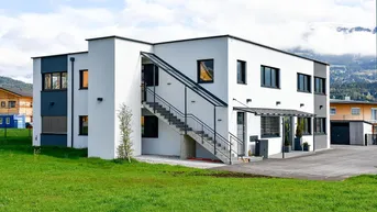 Expose Vermietung Moderne Büro- und/oder Praxisräumlichkeit im 1. Stock unseres Firmengebäudes