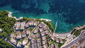 Expose Ein Juwel an der Adriaküste: Dukley Gardens in MontenegroA 5 A1-A2