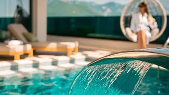 Expose Exklusives Villen-Ensemble mit Meerblick – Investieren Sie in Luxus, Lage und Lebensqualität