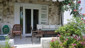 Expose IHRE RUHEOASE AM MEER – CHANIOTI, CHALKIDIKI