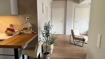 Expose Exklusive Dachgeschosswohnung mit 35 m² Terrasse und Panoramablick – ab Anfang September 2025 zu vermieten