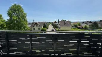 Expose Schöne 3-Zimmer Wohnung in Attnang mit Balkon, 2 Parkplätzen und Kellerabteil