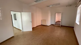 Expose Attraktives 93m² Geschäftslokal mit 4 Zimmern im Zentrum