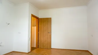 Expose Altbauwohnung Jakominiviertel /Grazer Messe /innenstadt 