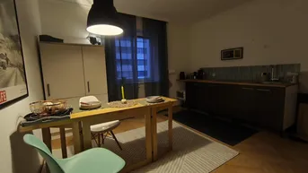 Expose Altbauwohnung Jakominiviertel /Grazer Messe /innenstadt . Möbiliert 