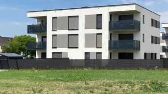 Expose helle, ruhige, 1,5 Zimmer Wohnung mit EBK
