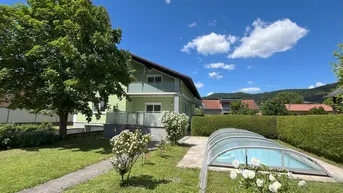Expose Platzwunder für Familien – charmantes Haus mit Garten und Pool