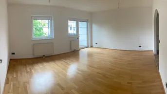 Expose Moderne 2-Zimmer Innenhof-Wohnung mit Balkon und Garage
