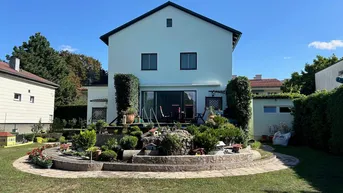 Expose Großzügiges 7-Zimmer Haus mit Pool und Garten in Strebersdorf