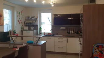 Expose Moderne 3-Zimmer Neubauwohnung mit Balkon und Carport