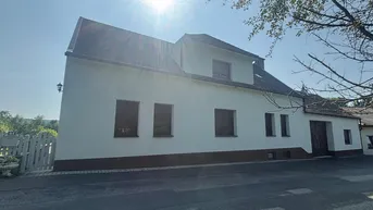 Expose Großes Einfamilienhaus 