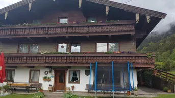 Expose Kleine Erdgeschosswohnung in Bauernhaus 