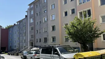 Expose Helle 1-Zimmer-Wohnung mit Blick ins Grüne - Nähe Uni Graz