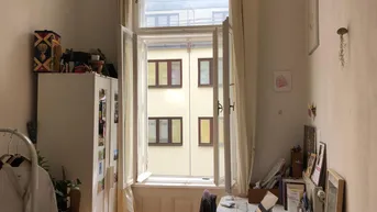 Expose WG Zimmer im Altbau in ruhiger Uni nähe