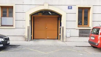 Expose Stapelgaragenplatz in abgesperrtem Innenhof in zentraler Lage des 17. Bezirks 