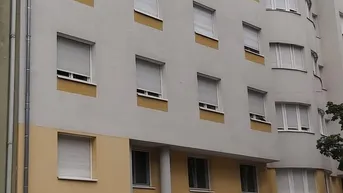 Expose Vielseitiger Wohn(t)raum: 93 m² für Familie, Praxis oder WG - Provisionsfrei