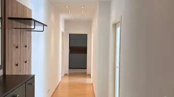 Expose WG / Paare / Kleinfamilie - 3 Zimmer mit separater Küche