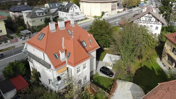 Expose WG Zimmer in großer, schöner Dachgeschoss Wohnung