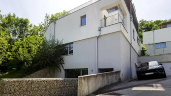 Expose Exklusive Privatvilla mit Pool &amp; Panorama – Moderne Architektur im Grünen - inkl. Interior-Beratung! || Mietkauf möglich