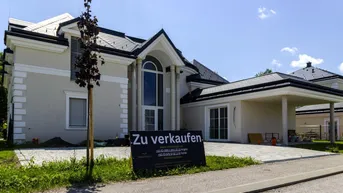 Expose Moderne Villa in Ebreichsdorf – Moderner Luxus mit Pool &amp; Dachterrasse