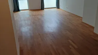 Expose Neuwertige 3-Zimmer-Wohnung Nähe Karmelitermarkt 