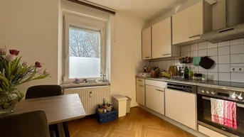 Expose Charmante 2-Zimmer-Wohnung in guter Lage mit KFZ-Stellplaz