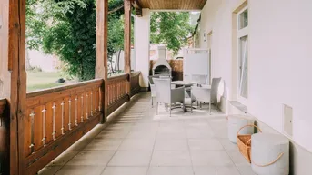 Expose Geschmackvoll sanierte 3 bis 4-Zimmer-Terrassenwohnung mit Carport-Stellplatz im Ortskern von Maria Lankowitz