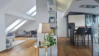 Expose Klimatisierte Dachgeschosswohnung mit Terrasse 