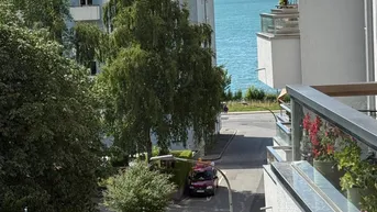 Expose Modernne 2 Zimmerwohnung mit Balkon, Aufzug und Seesicht