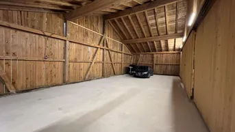 Expose Überdachte Garage für Autos oder als Lager zu vermieten